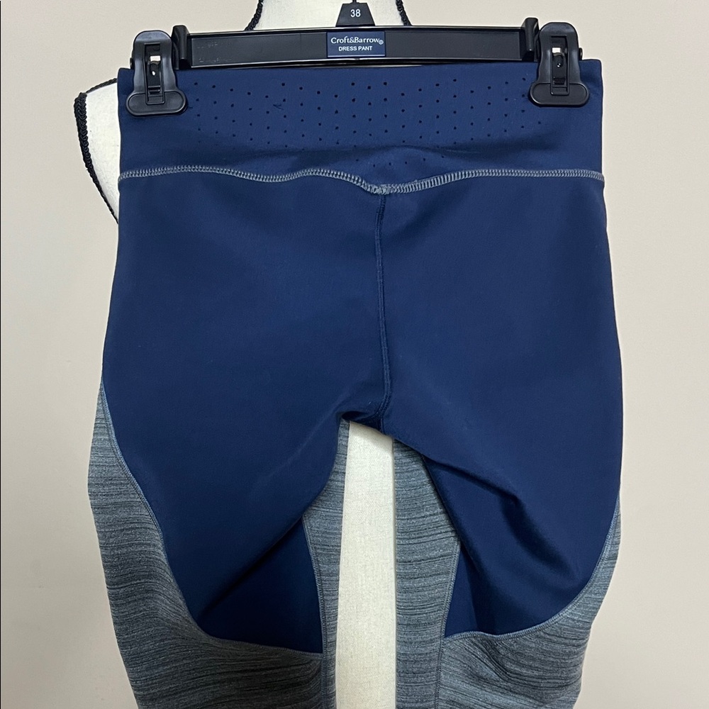 Nike Women's Dri Fit Gray and Blue Training Tights - Picture 14 of 17
